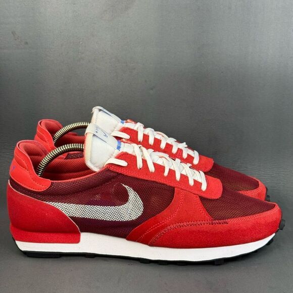 NIKE DBREAK DAYBREAK TYPE TEAM RED-WHITE-UNIVERSITY RED men’s 11 - Picture 1 of 8